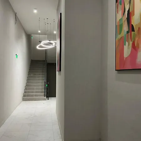 Platinumhomes42 Apartment